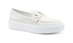 SLIP-ON IN PELLE BIANCA CON OCCHIELLI